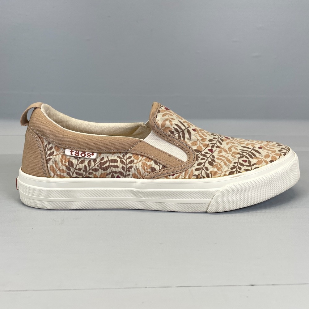 Taos Rubber Soul Shoes Womens Size‎ 8.5 Taupe Canvas Branch Slip On Sneakers